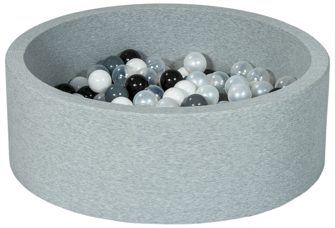 Soft Jersey ball pit with 200 balls