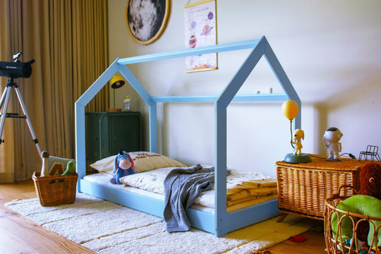 Wooden house bed 160x80cm without barriers