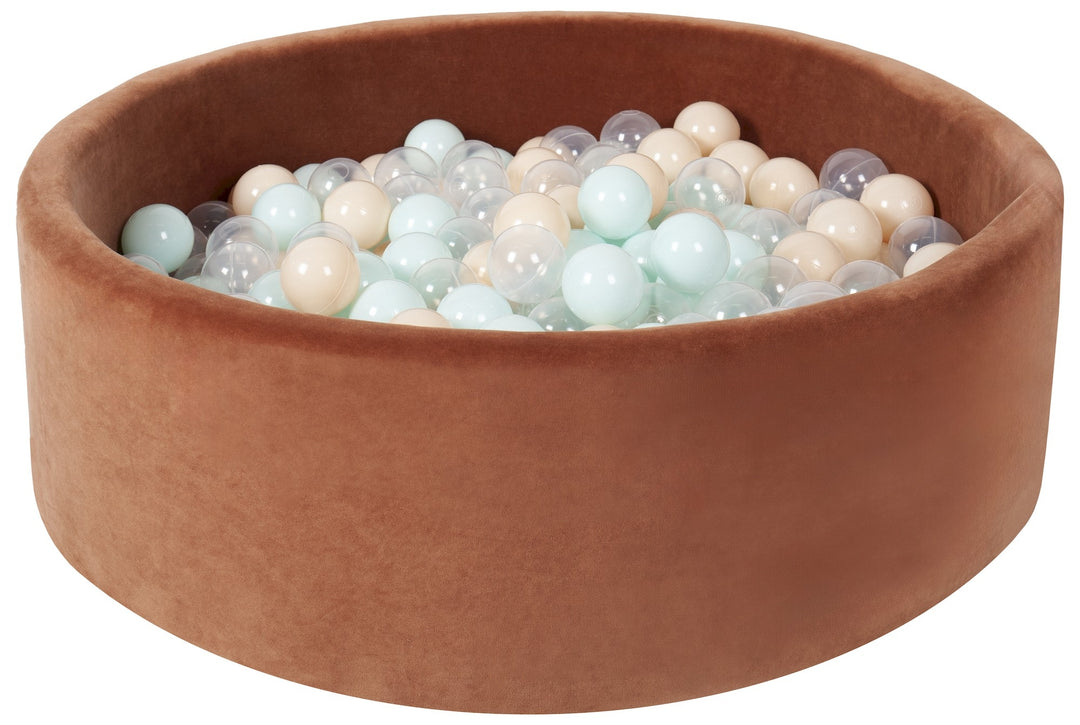 Velvet ball pit + 300 balls