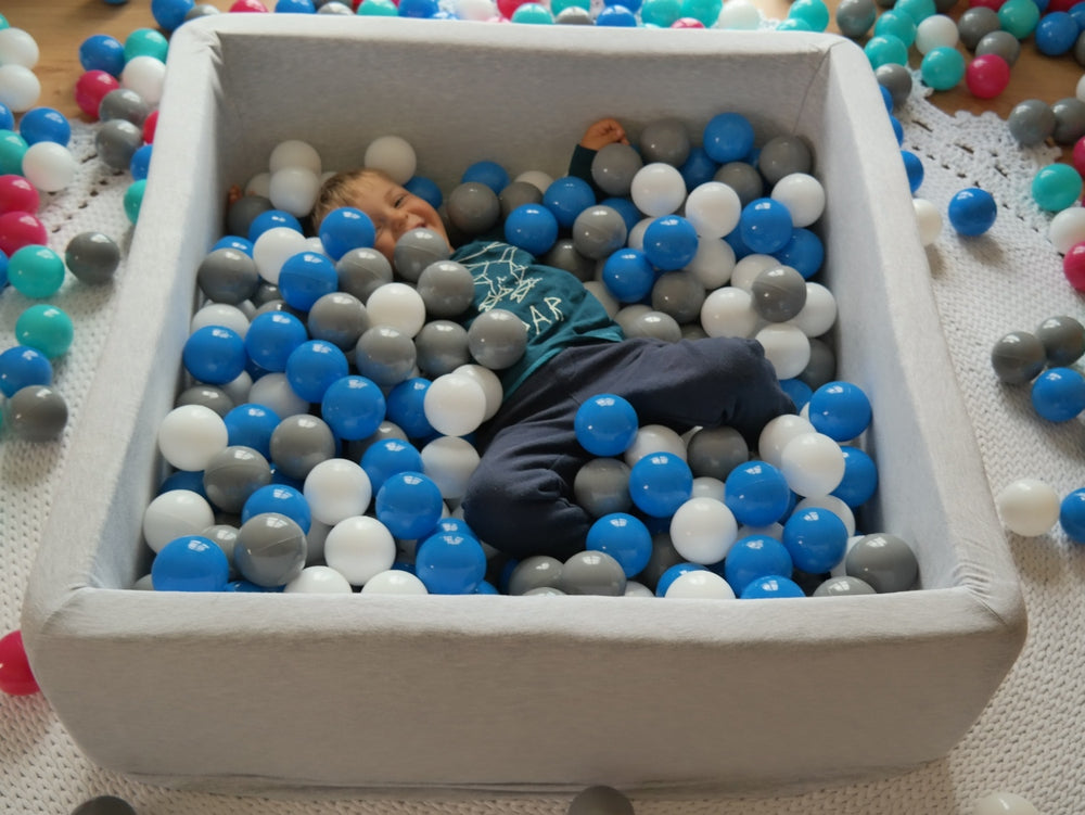 Soft Jersey ball pit with 200 balls, 90x90 cm