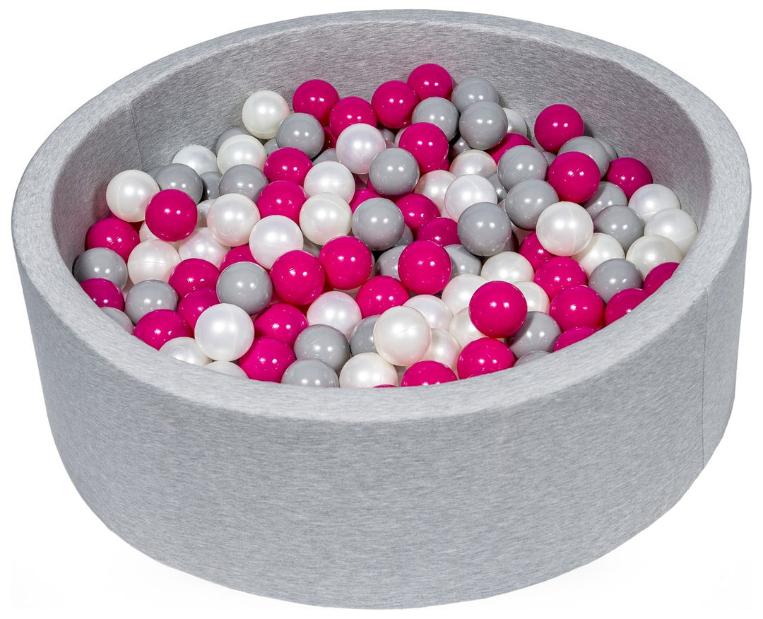 Soft Jersey ball pit with 200 balls