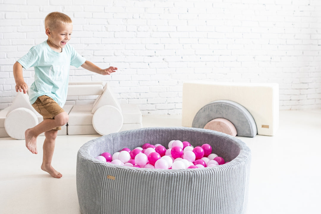 Ball pit + 300 balls, corduroy fabric