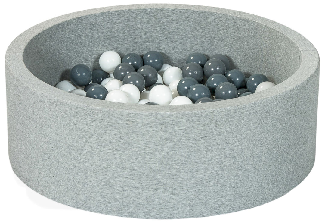 Soft Jersey ball pit with 200 balls