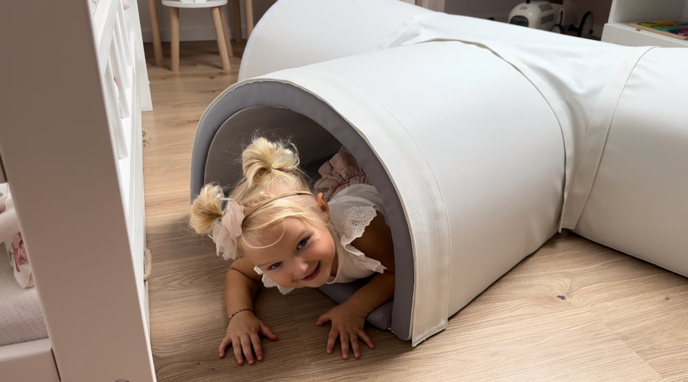 Soft play junction tunnel