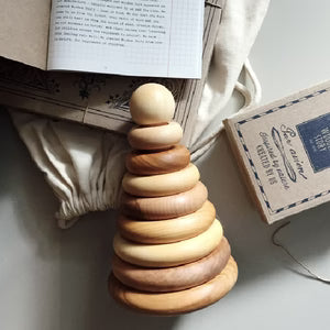 Wooden Round Pyramid - Natural