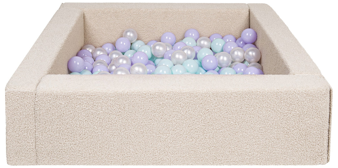Square bouclé ball pit with 300 balls, 5 elements
