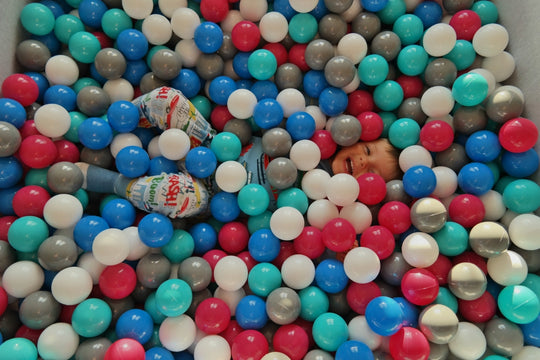Soft Jersey ball pit with 900 balls, 120x120 cm