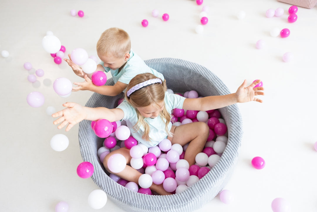 Ball pit + 200 balls, corduroy fabric