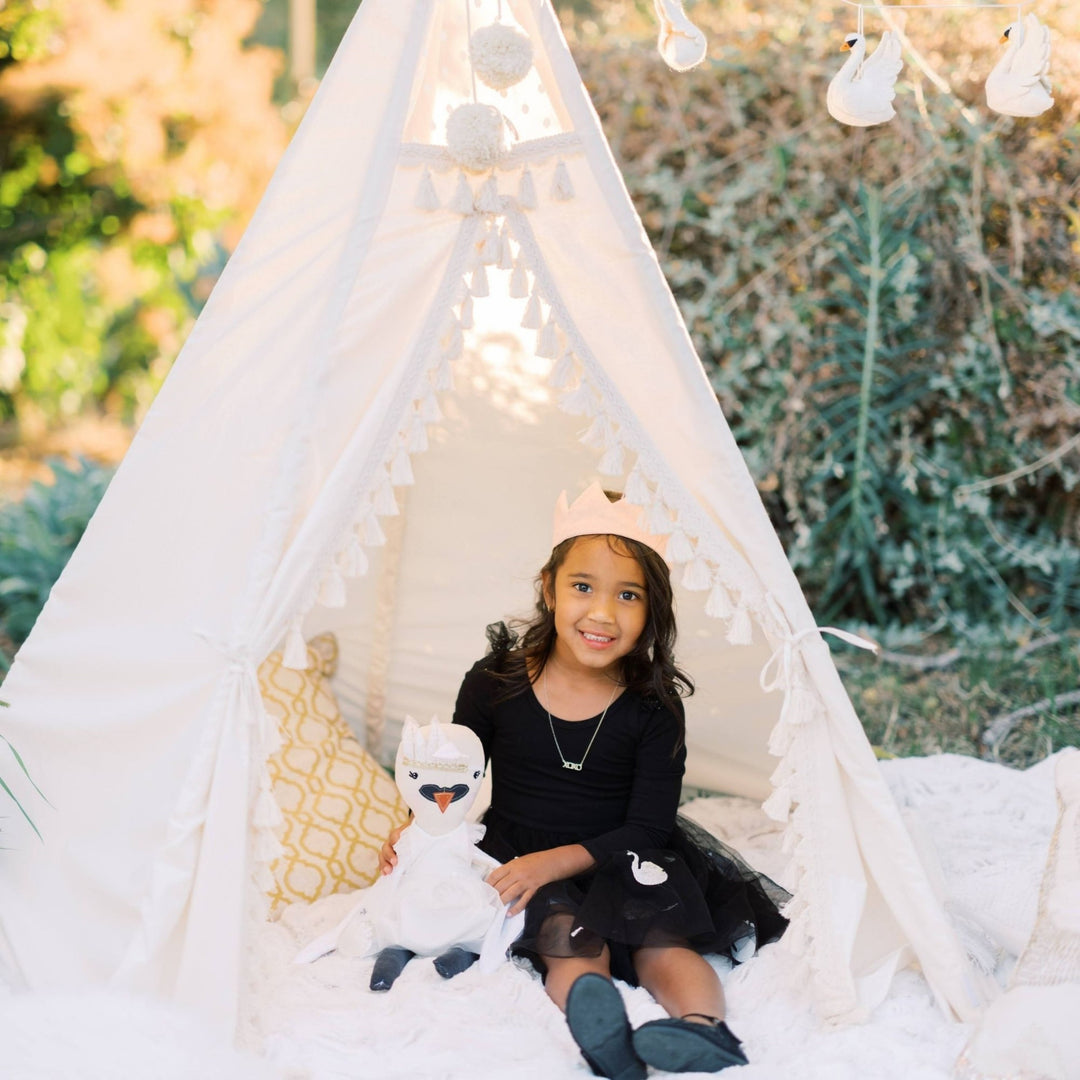 Boho Kids Teepee with Tassels – Ecru
